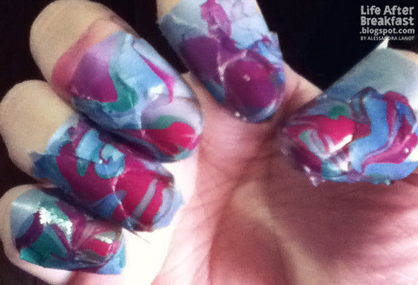 Sunday Morning Craft: Marbled Nails